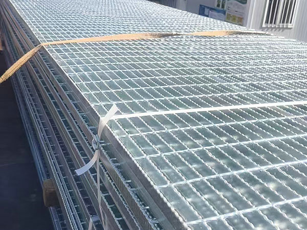 拉萨鸡舍网格板批发图片2